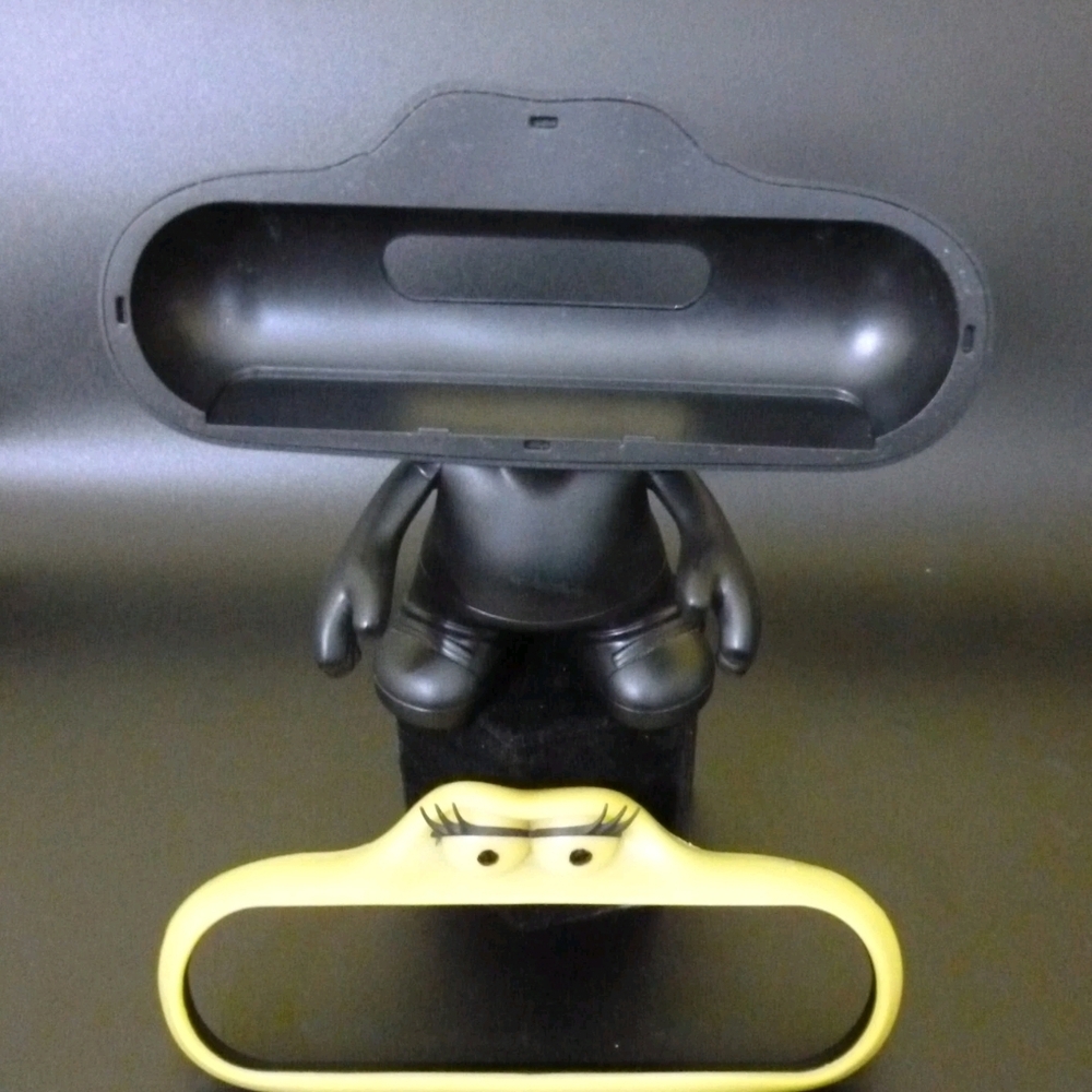 Beats By DR Dre Pill Speaker Dude Holder  ~ Stand Only ~Black & Yellow Rare - Picture 10 of 10